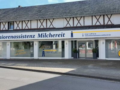 Seniorenassistenz Milchereit Schaufensterbeschriftung